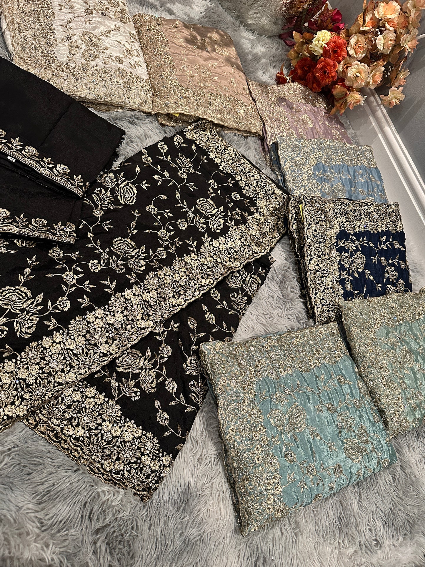 Stylish Gold work Saree with Blouse