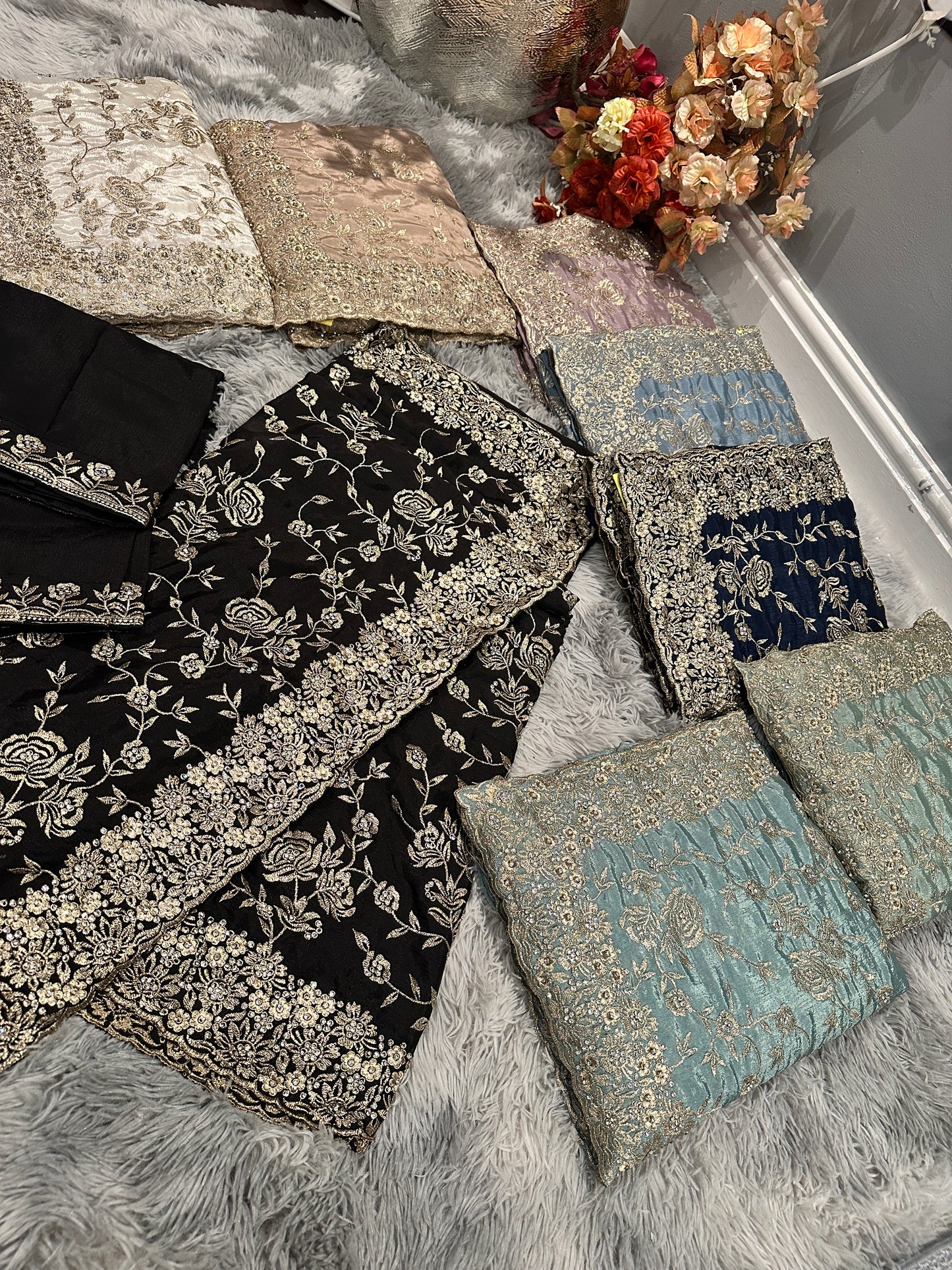 Stylish Gold work Saree with Blouse